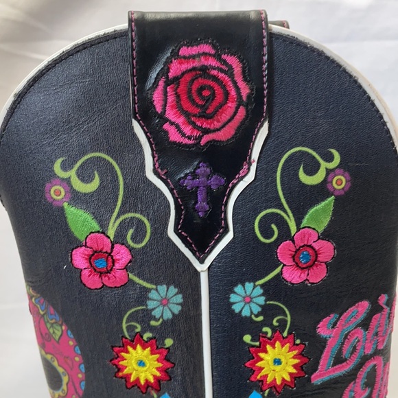 ARIAT Live Out Loud Pink Sugar Skull Gypsy Rose embroidered Cowboy Boots 7 7.5 - Picture 4 of 12